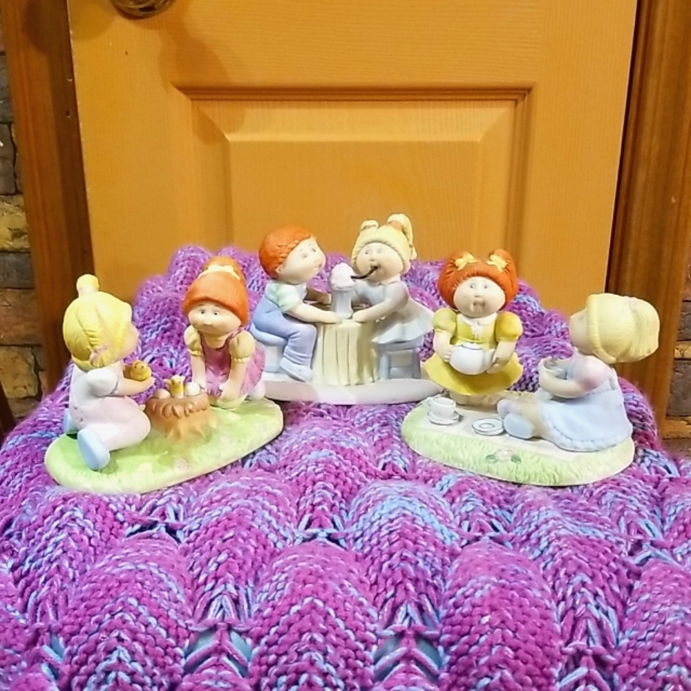 Cabbage Patch Kids - set of 3, porcelain figurines/statues - 1984